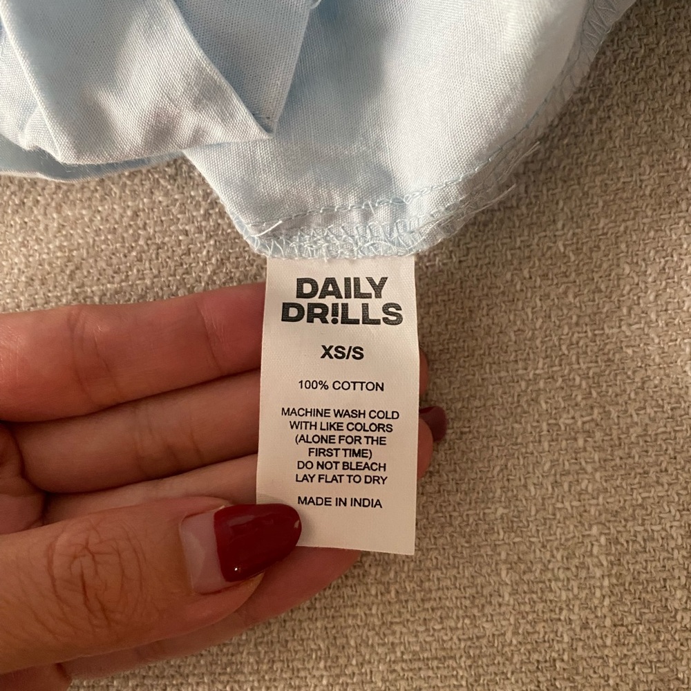 Daily Drills Poplin Tie Top XS/S Light Blue - Picture 5 of 6